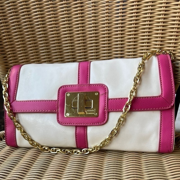 Merona Patent Chain with Turnlock Closure Pink and white Clutch - Picture 1 of 8